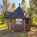 Kotomaenty 1 - Huippusijainti Ulkoiluun - Sisaeltaeae Siivouksen, Wifi Appartamento