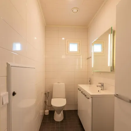 Kotomänty 1 - Huippusijainti Ulkoiluun - Sisältää Siivouksen, Wifi Huoneisto