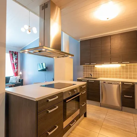 Kotomaenty 1 - Huippusijainti Ulkoiluun - Sisaeltaeae Siivouksen, Wifi Appartamento Ruka