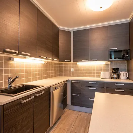 Apartamento Kotomaenty 1 - Huippusijainti Ulkoiluun - Sisaeltaeae Siivouksen, Wifi Rukatunturi